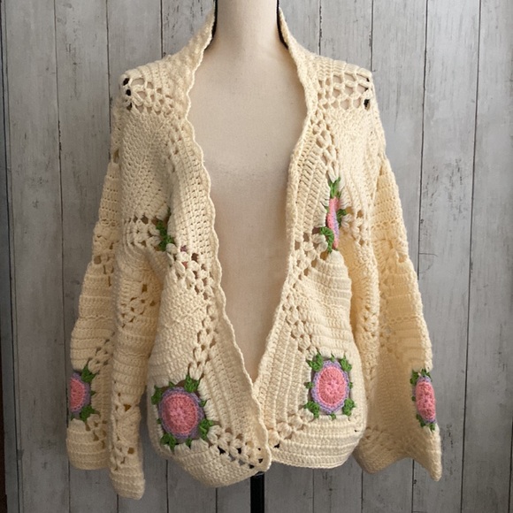 New Anthropologie Floral Crochet Cardigan - Picture 4 of 14